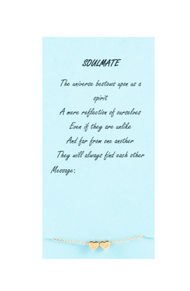 write a message-bracelet "SOULMATE"